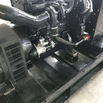 36 Courant nominal 25 KVA Puissance en veille faible consommation de carburant 16KW Générateur diesel
